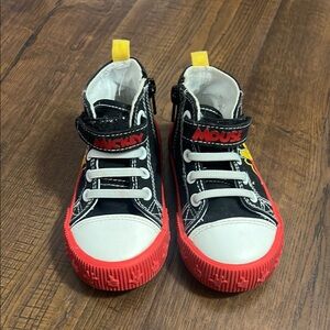 Kids Mickey Mouse Sneakers